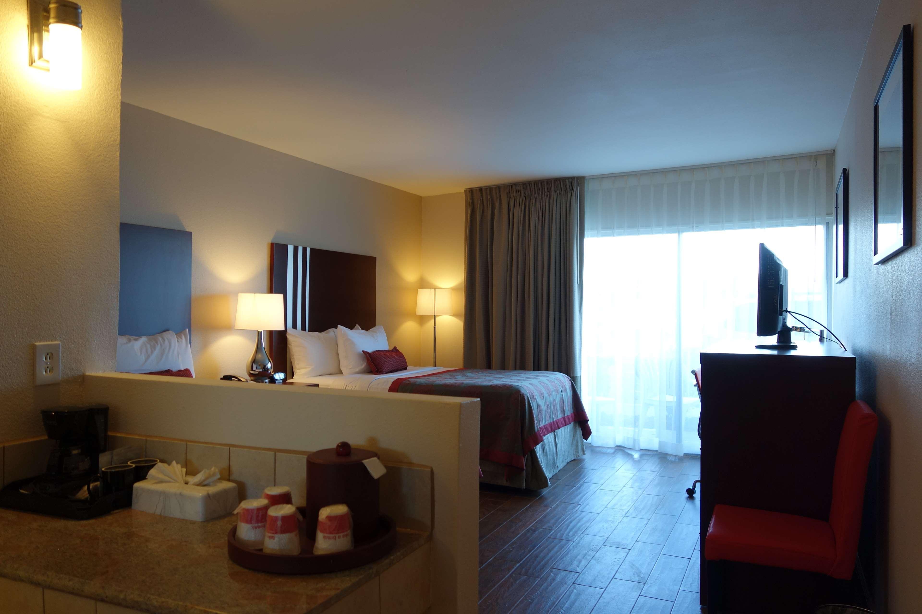 Ramada By Wyndham Sacramento Hotel North Highlands Buitenkant foto