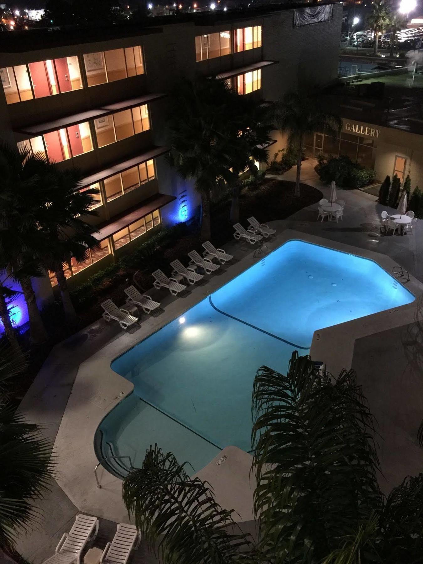 Ramada By Wyndham Sacramento Hotel North Highlands Buitenkant foto