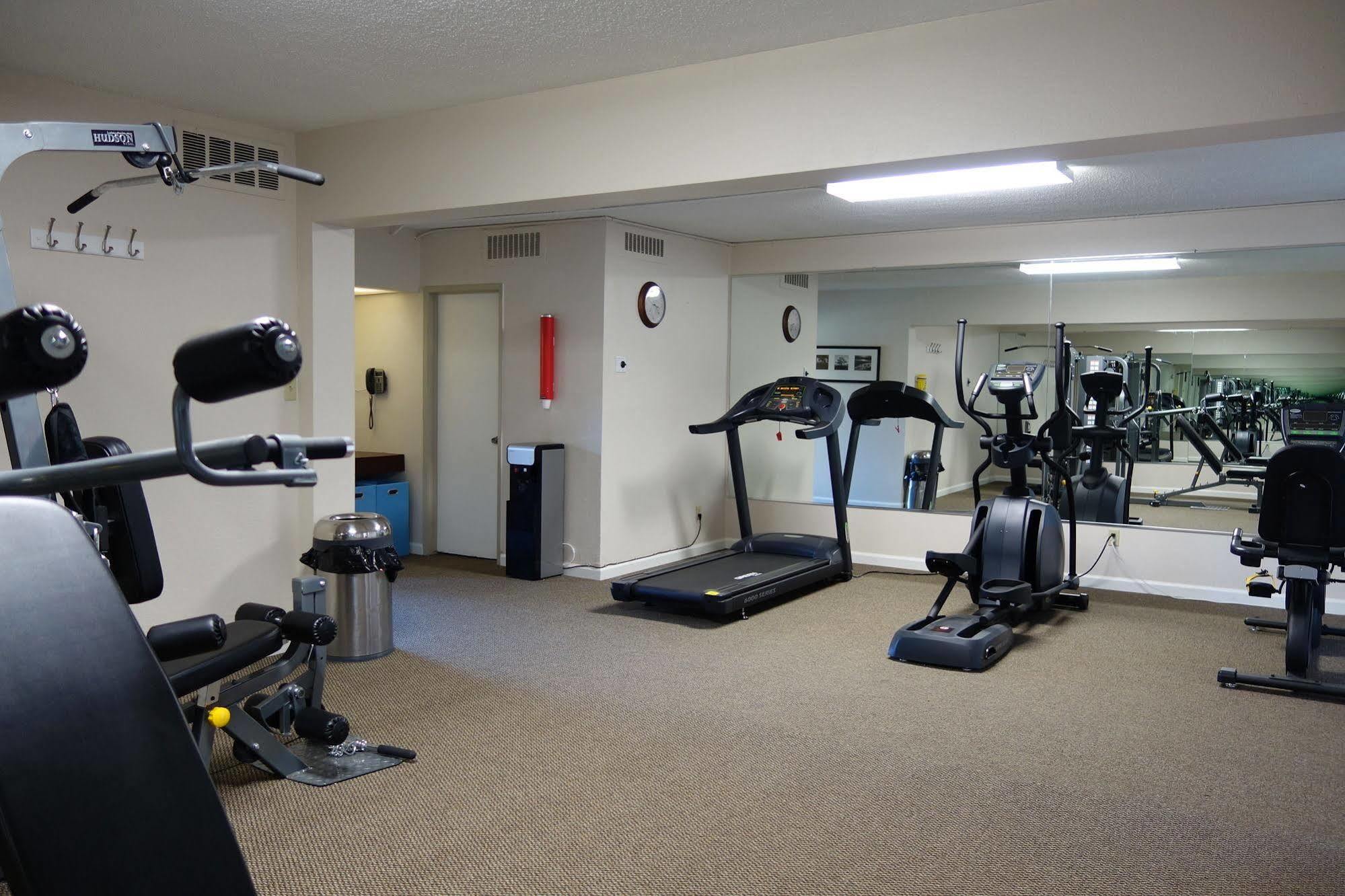 Ramada By Wyndham Sacramento Hotel North Highlands Buitenkant foto